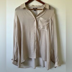 Express NWT Pecan One Pocket Long-Sleeve Button-Up Boyfriend Shirt Size L